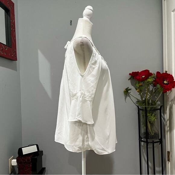 NEW Charming Charlie Longline Flutter Ruffle Cold Shoulder Poet Tunic Top S NWT - Picture 5 of 16